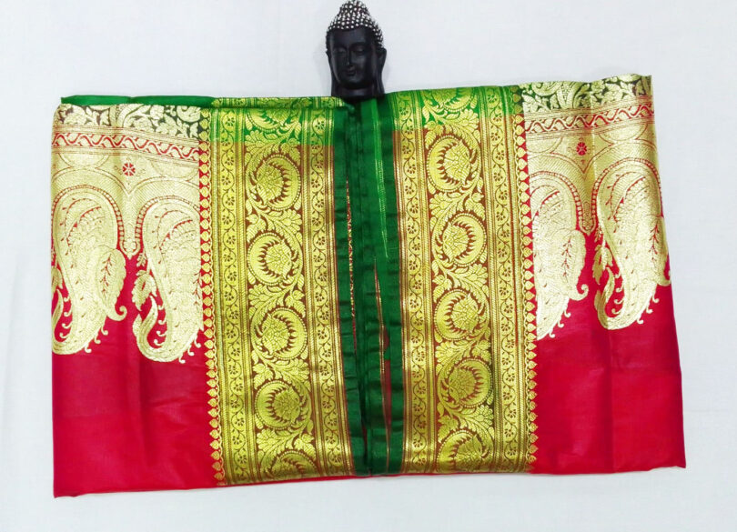 2B Ruby Red wb Emerald Green with Golden Zari Banarasi Silk Saree - Image 3