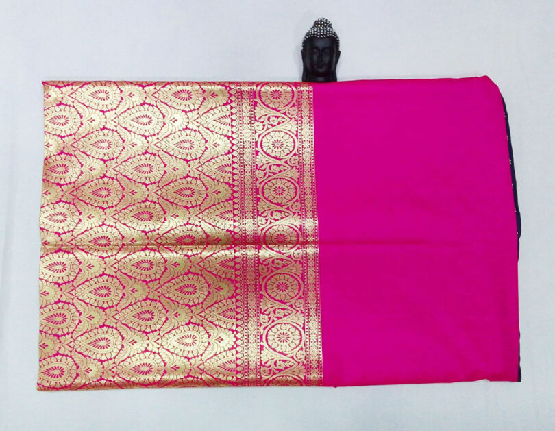 2B Navy Blue wb Barbie Pink with Golden Zari Banarasi Silk Saree - Image 4