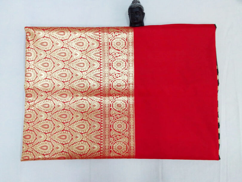2B Coal Black wb Ruby Red with Golden Zari Banarasi Silk Saree - Image 4