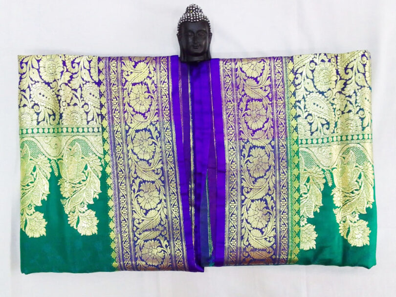 2B Sacramento Green wb Cobalt Blue with Golden Zari Banarasi Silk Saree - Image 2