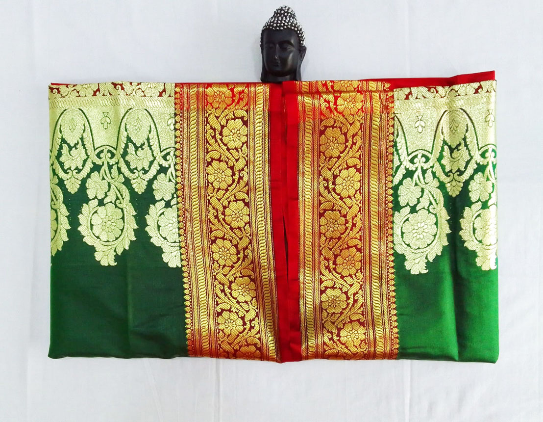 2B Phthalo Green wb Crimson Red with Golden Zari Banarasi Silk Saree - Image 2