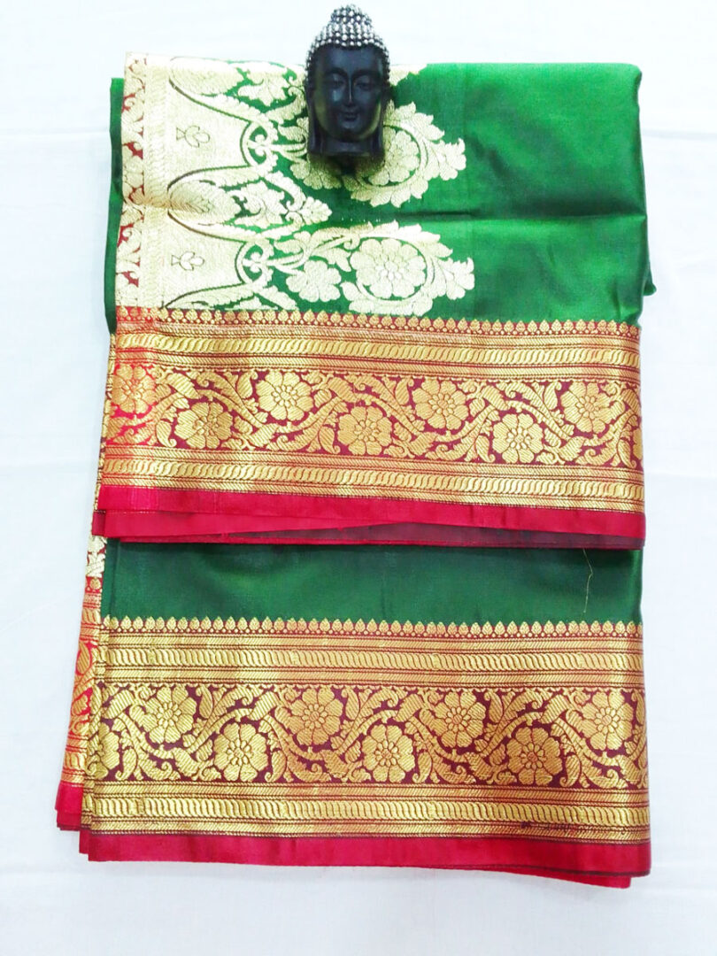 2B Phthalo Green wb Crimson Red with Golden Zari Banarasi Silk Saree - Image 3