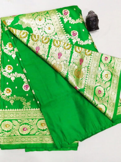 2B Emerald Green wb same colour with Golden Zari Banarasi Silk Saree