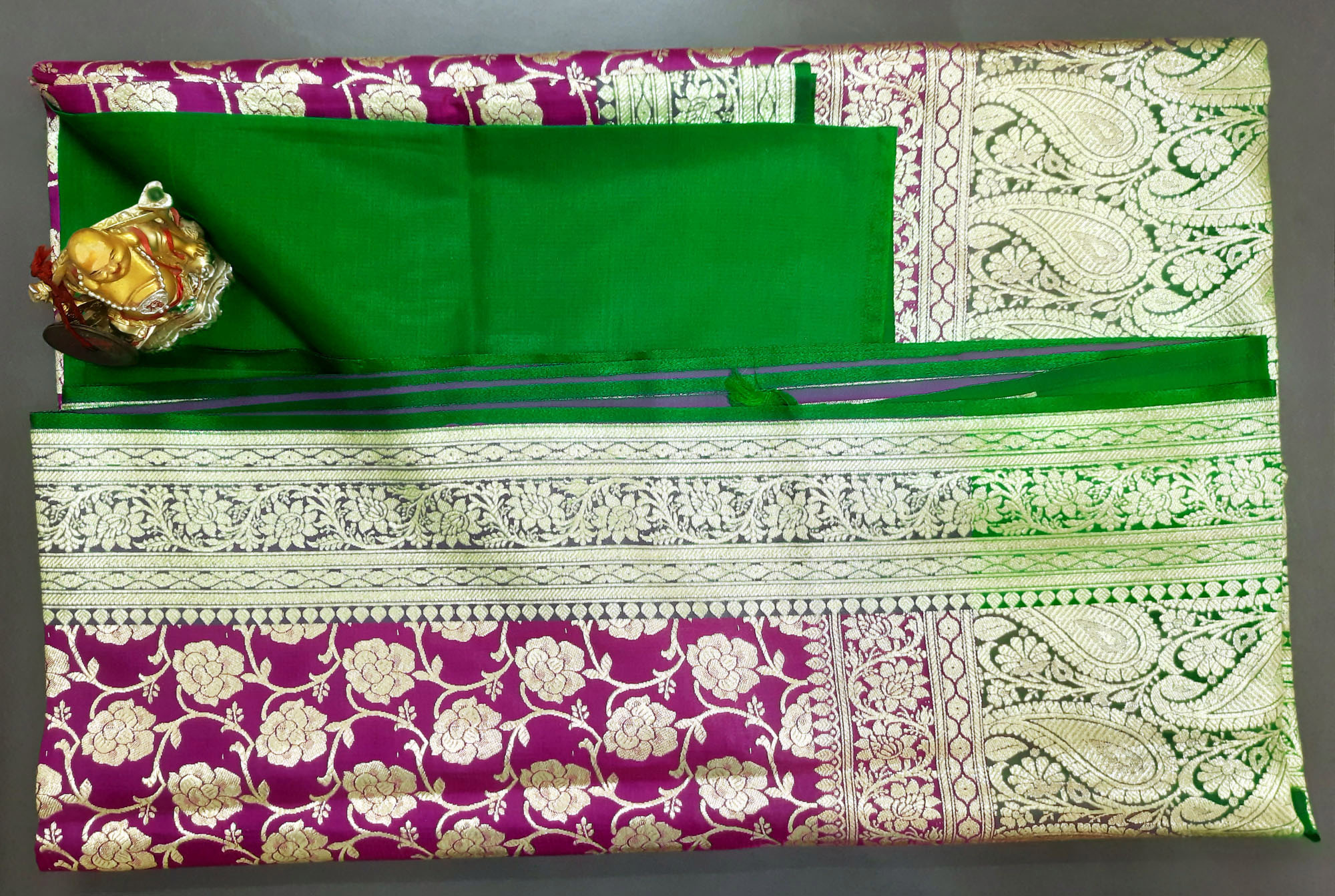 2B Merlot Pink wb Emerald Green with Golden Zari Banarasi Silk Saree - Image 6