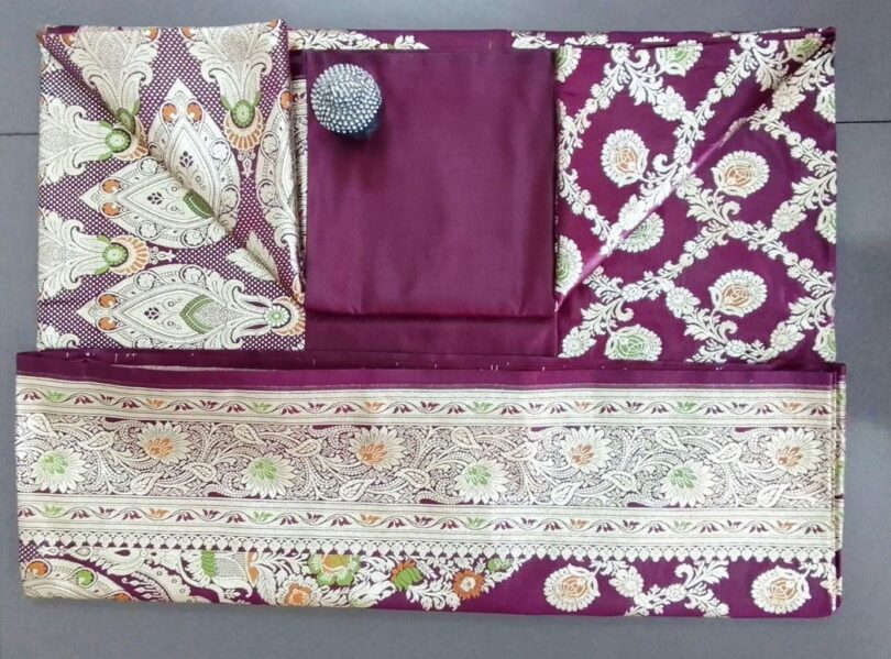 2B Raisin Purple wb Same colour with Golden Zari Banarasi Silk Saree - Image 6