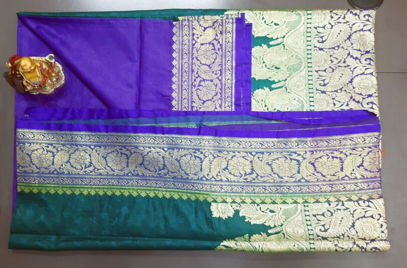 2B Sacramento Green wb Cobalt Blue with Golden Zari Banarasi Silk Saree - Image 6