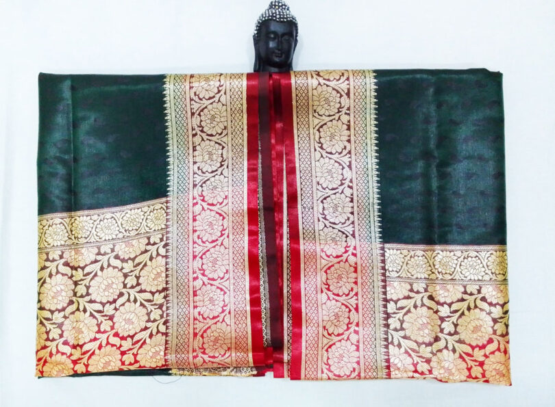 2B Sacramento Green wb Royal Red with Golden Zari Banarasi Silk Saree - Image 3
