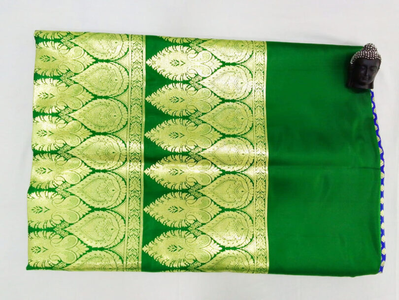 2B Cobalt Blue wb Emerald Green with Golden Zari Banarasi Silk Saree - Image 4