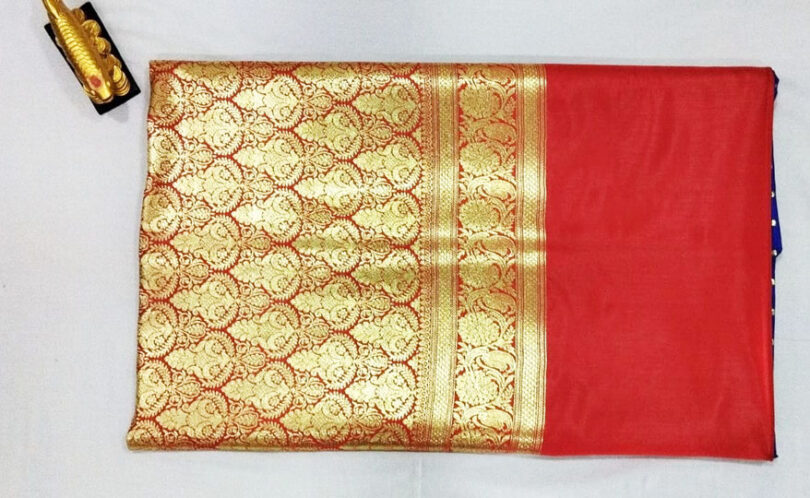 2B Royal Blue wb Crimson Red with Golden Zari Banarasi Silk Saree - Image 2