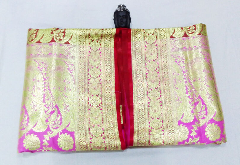 2B Flamingo Pink wb Scarlet Red with Golden Zari Banarasi Silk Saree - Image 5