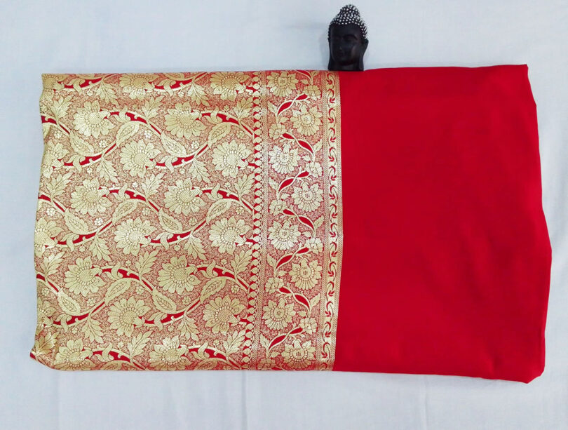 2B Fern Green wb Royal Red with Golden Zari Banarasi Silk Saree - Image 5