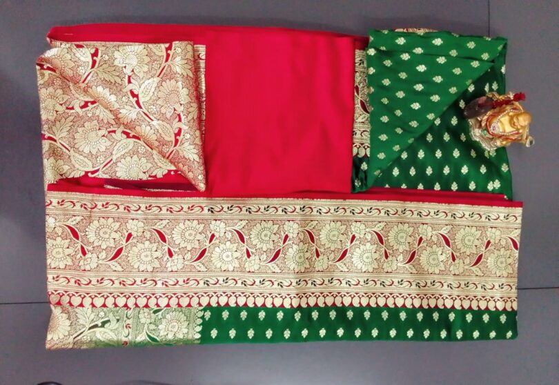2B Fern Green wb Royal Red with Golden Zari Banarasi Silk Saree - Image 6